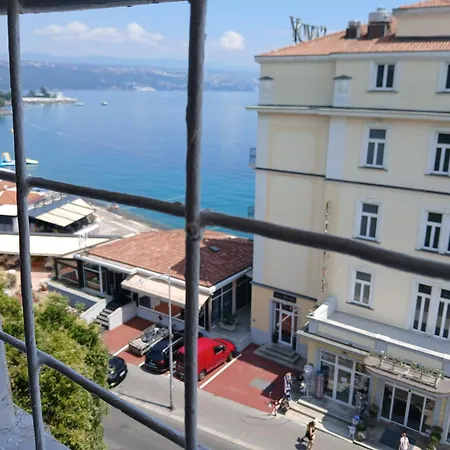 Amelie * Opatija